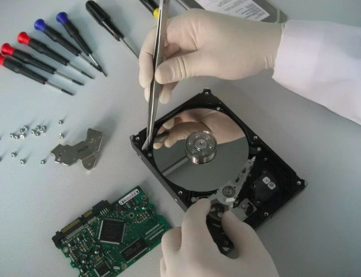 Восстановление информации с жесткого диска в Академическом районе Москвы