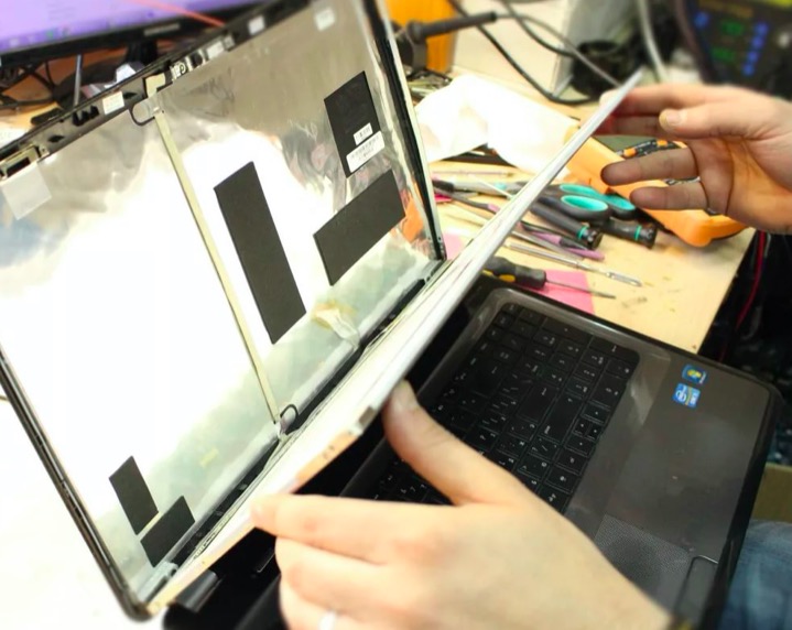 замена матрицы на ноутбуке замена матрицы на ноутбуке в Академическом районе Москвы