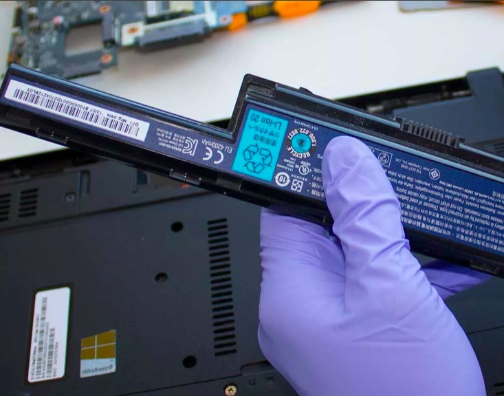 замена аккумуляторов в батарее ноутбука ремонт аккумулятора ноутбука